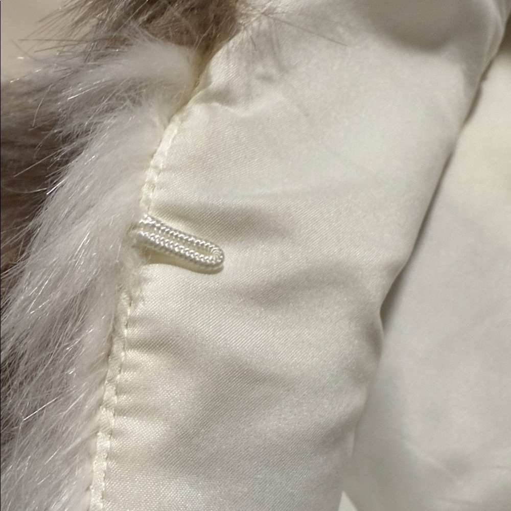 White House Black Marrket Faux Fur Striped Vest in Brown and White Size S - Picture 6 of 7